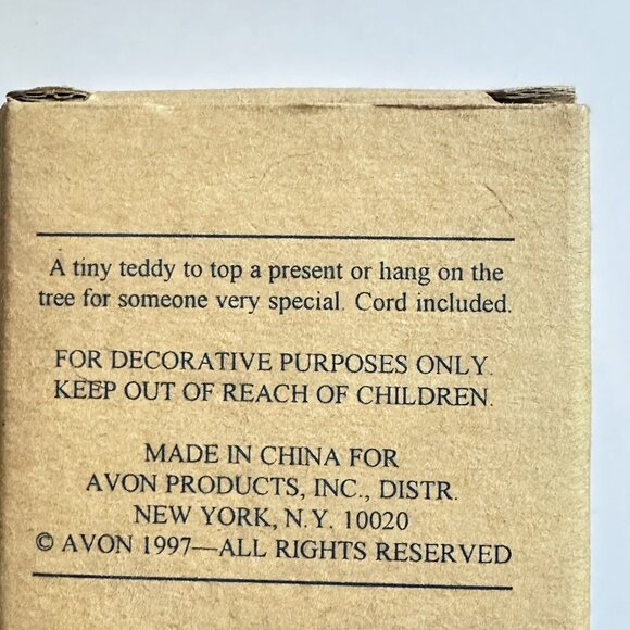 Avon 1997 Holiday Ornament GIFT TOPPER Teddy Bear Holding Apple Teacher Gift - Picture 9 of 11